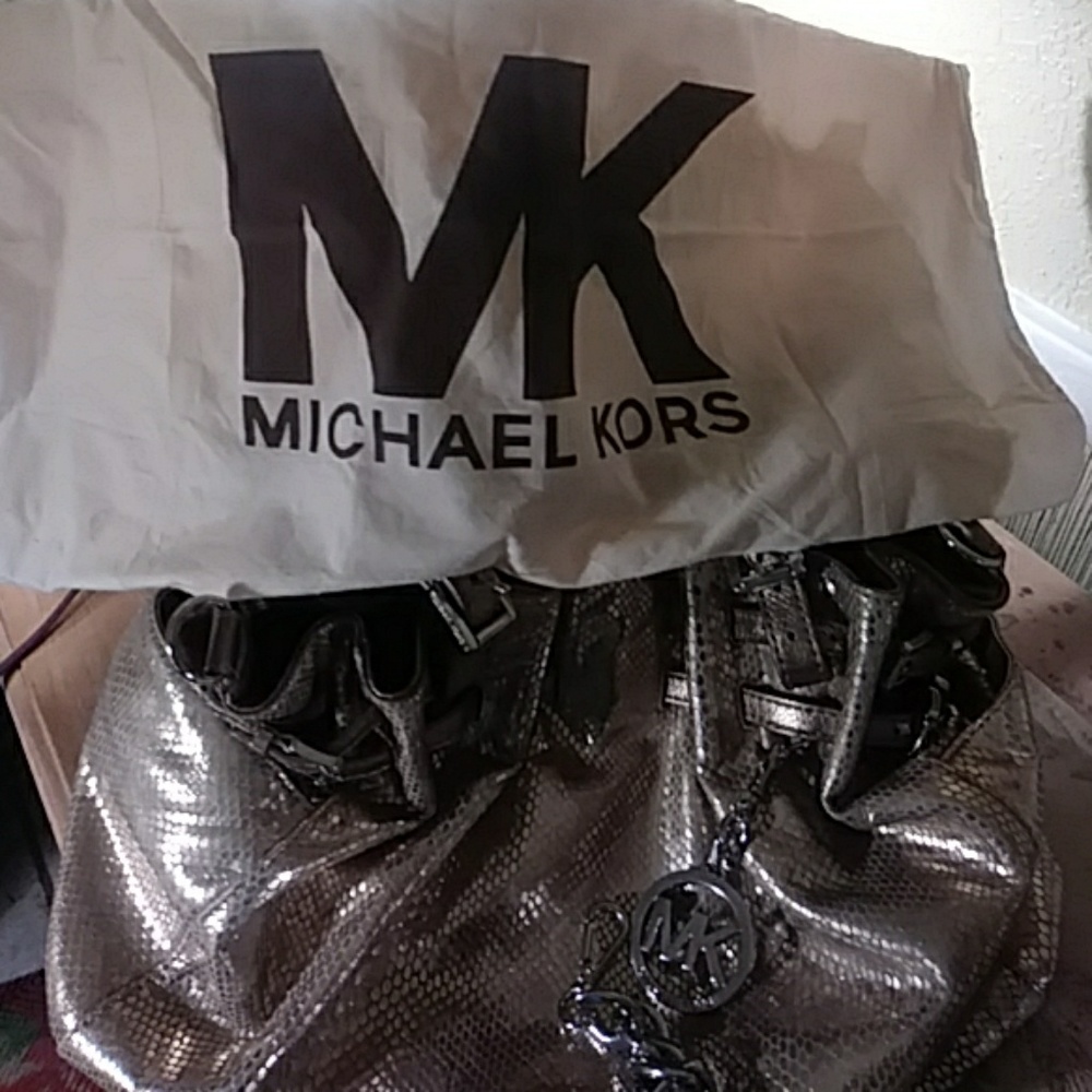 👜 Michael Kors leather bag 🌟 - Picture 8 of 8